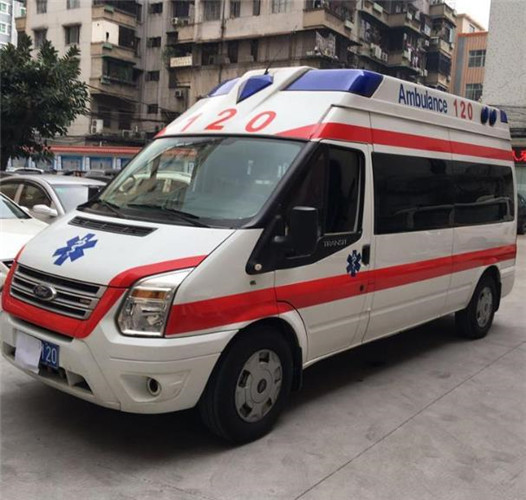 赫山信赖我们的救护车出租，让转院不再艰难